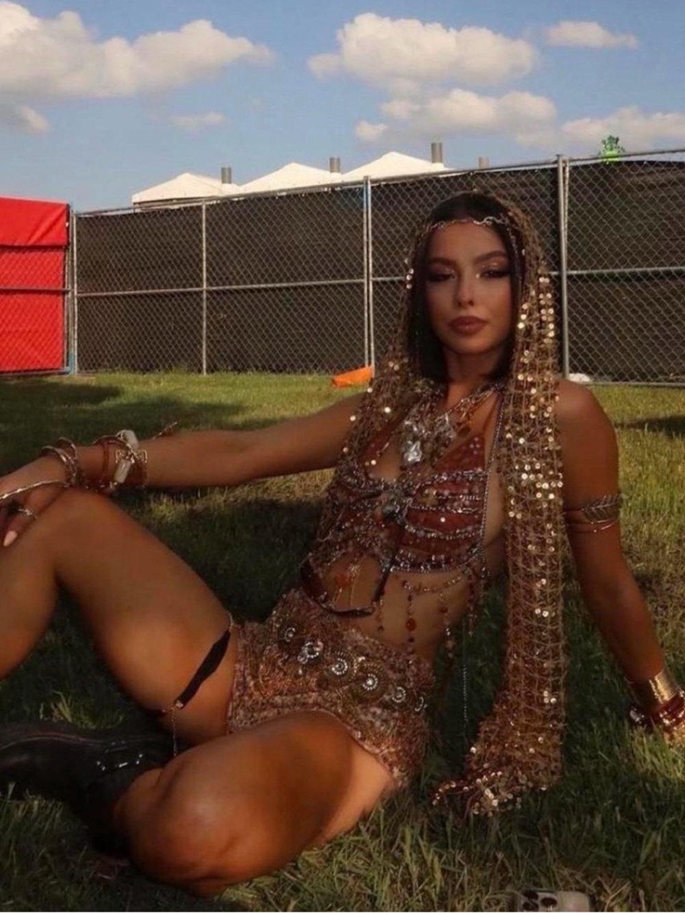 Golden Goddess Festival Outfit 🌙